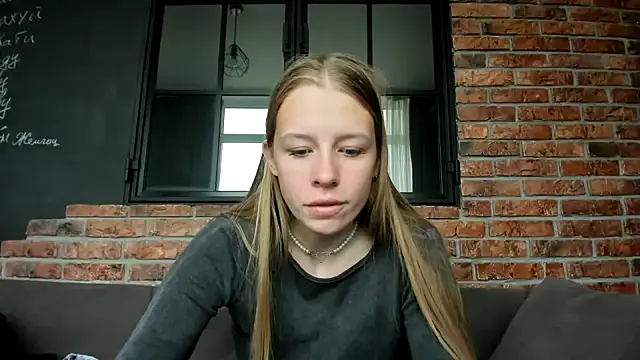 AnnNorriss online show from October 4, 5:16 am