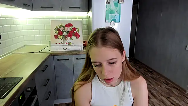 AnnNorriss online show from December 2, 6:52 am