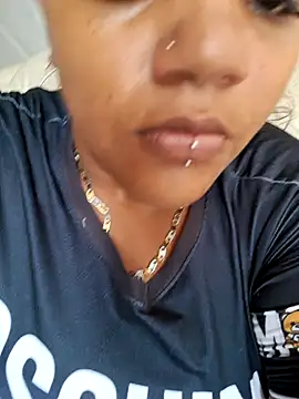 Busty Jessie online show from November 28, 8:33 pm