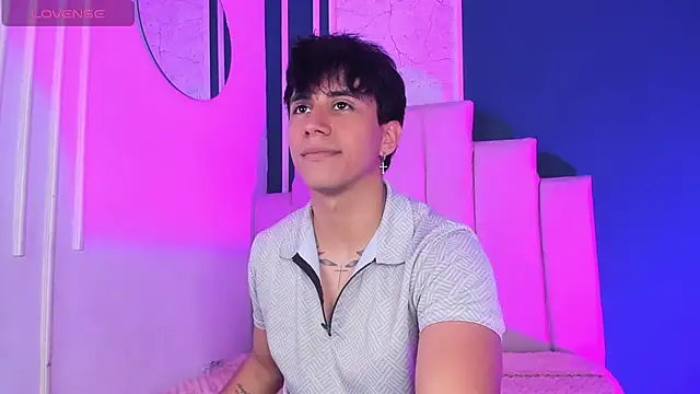 Allex Cano online show from November 8, 3:39 am