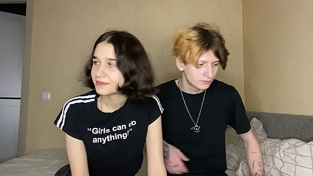 Snapshot of baby_lesi chatting on March 7, 3:28 pm baby lesi online show from March 7, 3:28 pm