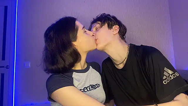 Snapshot of baby_lesi chatting on March 16, 3:17 pm baby lesi online show from March 16, 3:17 pm