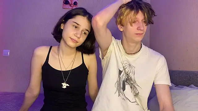 Snapshot of baby_lesi chatting on March 20, 3:04 pm baby lesi online show from March 20, 3:04 pm