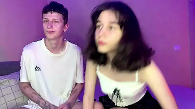 Snapshot of baby_lesi chatting on September 29, 3:06 pm baby lesi online show from September 29, 3:06 pm