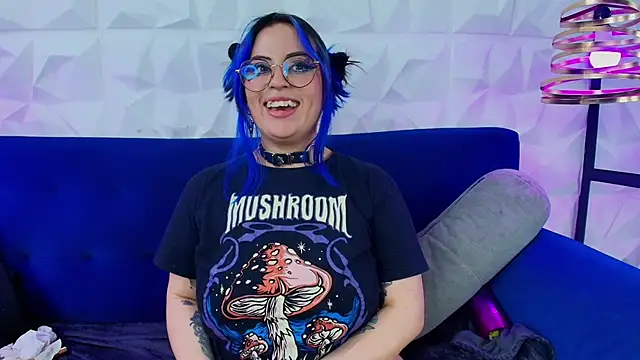 Snapshot of missa_motato chatting on March 9, 1:56 am missa motato online show from March 9, 1:56 am