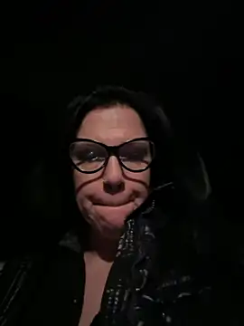 Snapshot of LadydeSade chatting on November 25, 12:10 am LadydeSade online show from November 25, 12:10 am