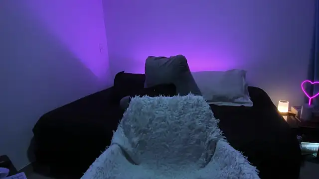 Snapshot of _lucianapalmer chatting on November 23, 3:12 pm lucianapalmer online show from November 23, 3:12 pm