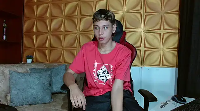 Snapshot of Noahoconor chatting on February 22, 7:25 pm Noahoconor online show from February 22, 7:25 pm