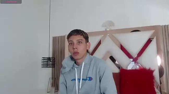 Snapshot of Noahoconor chatting on February 25, 12:45 pm Noahoconor online show from February 25, 12:45 pm