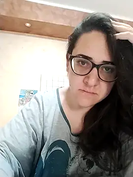 Snapshot of Dolcecurvy chatting on November 15, 7:38 am Dolcecurvy online show from November 15, 7:38 am