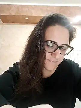 Snapshot of Dolcecurvy chatting on November 20, 9:09 am Dolcecurvy online show from November 20, 9:09 am