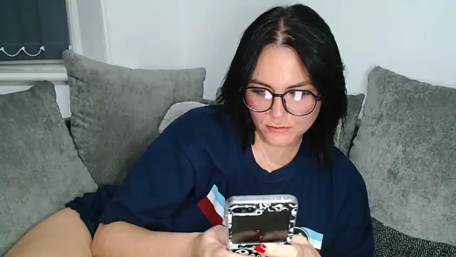 Xx Mia R xX online show from September 17, 11:50 pm