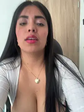  SARA 69 online show from February 24, 2:15 pm