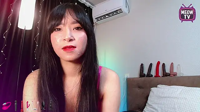 miyakimi0101 online show from September 23, 12:35 am