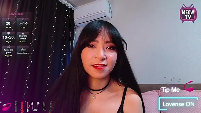 miyakimi0101 online show from October 9, 11:58 pm