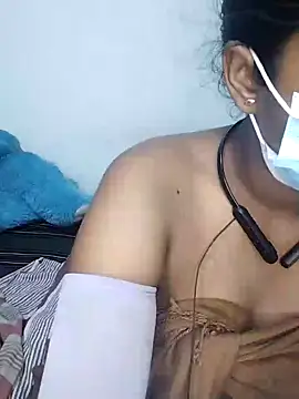 Snapshot of Ashugril_hot chatting on February 21, 8:49 pm Ashugril hot online show from February 21, 8:49 pm