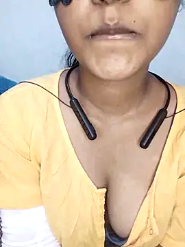 Snapshot of Ashugril_hot chatting on March 8, 5:33 pm Ashugril hot online show from March 8, 5:33 pm