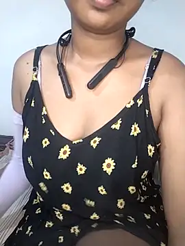 Snapshot of Ashugril_hot chatting on September 27, 3:39 pm Ashugril hot online show from September 27, 3:39 pm