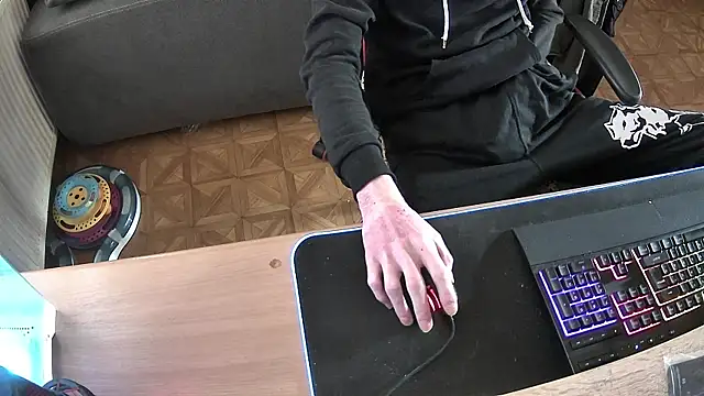 DerGeileLoveboy online show from October 21, 10:38 am