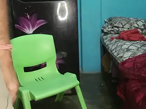 Snapshot of longsexji chatting on October 28, 5:59 pm longsexji online show from October 28, 5:59 pm