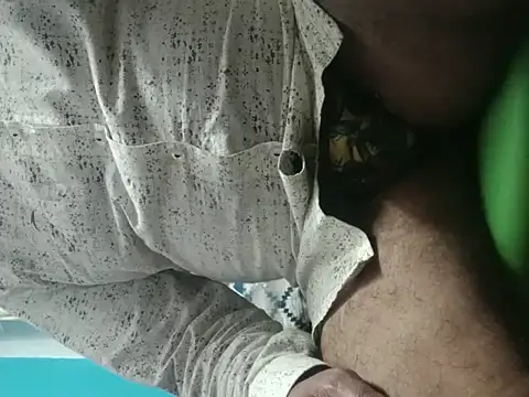 Snapshot of longsexji chatting on November 28, 4:31 pm longsexji online show from November 28, 4:31 pm