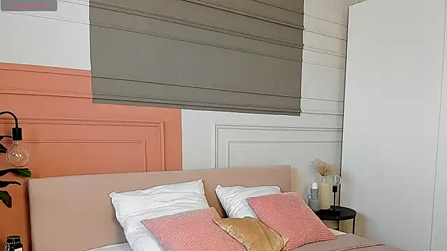  BunnyDollStella  online show from February 25, 7:31 am