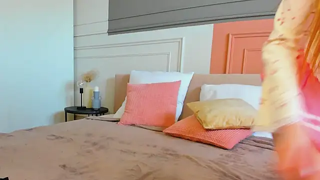  BunnyDollStella  online show from March 16, 4:09 am