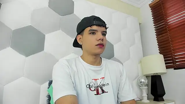 Axel Forte online show from September 22, 1:02 pm