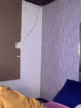 MichelleDiaz Pink online show from March 14, 4:54 am