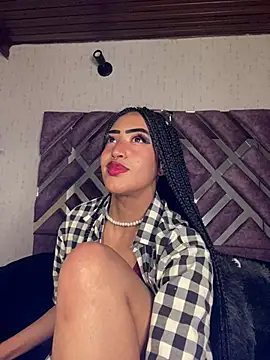 MichelleDiaz Pink online show from March 15, 7:09 am