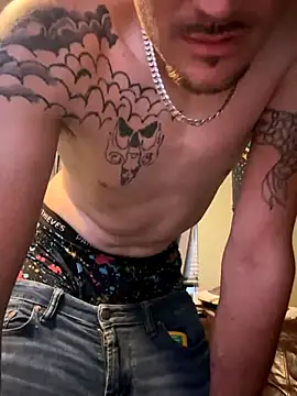 Polaroid White online show from September 14, 1:05 am