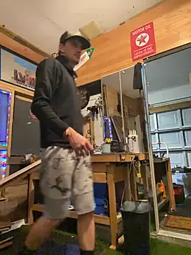 Polaroid White online show from November 1, 3:58 pm