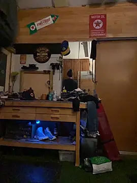 Polaroid White online show from November 2, 10:28 am