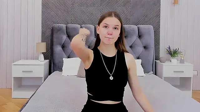 Amber Rogers online show from March 20, 2:10 pm