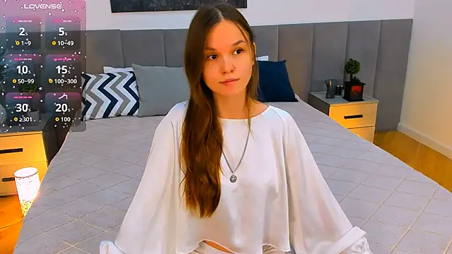 Amber Rogers online show from September 15, 2:28 pm