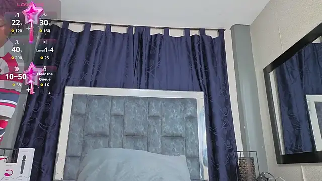 Effie cooper online show from September 12, 8:09 pm