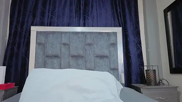 Effie cooper online show from September 22, 8:44 pm