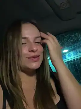 Snapshot of gynna_kimera chatting on March 2, 12:09 am gynna kimera online show from March 2, 12:09 am