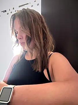 Snapshot of gynna_kimera chatting on September 24, 3:15 pm gynna kimera online show from September 24, 3:15 pm