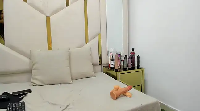 Kendall 6669 online show from February 28, 6:41 pm