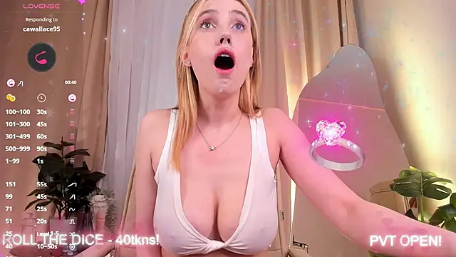 Snapshot of luna_joy_ chatting on March 22, 11:21 am luna joy online show from March 22, 11:21 am