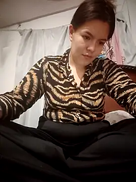 krolay16 online show from October 4, 6:00 am