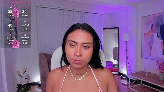 Ivyy Moon  online show from March 19, 12:59 am