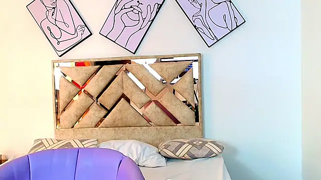 ZaraRousse online show from October 11, 3:28 am