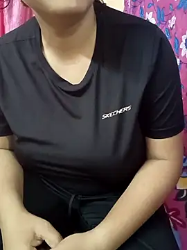 Snapshot of Mazzakiinn chatting on March 10, 7:42 am Mazzakiinn online show from March 10, 7:42 am