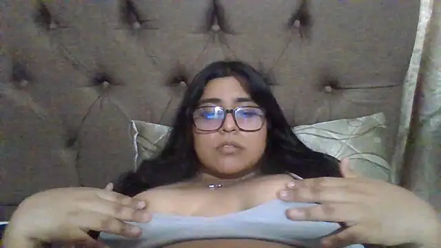 virginbrunette99 online show from March 14, 4:30 pm