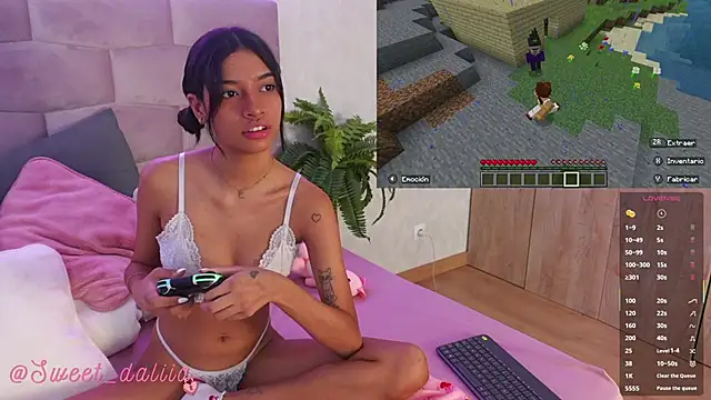 DaliaCruz online show from September 21, 4:47 am