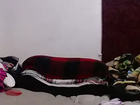 Hotmodel1984 online show from December 9, 3:40 am