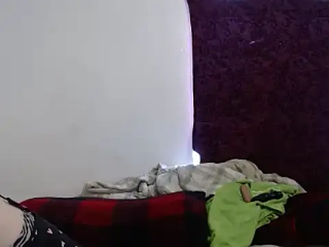 Hotmodel1984 online show from February 13, 7:21 pm