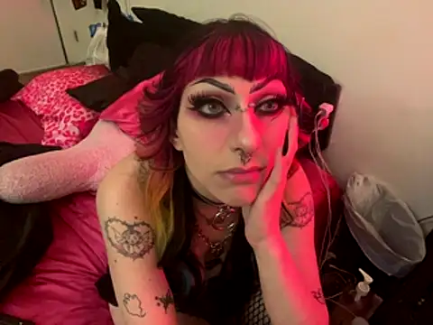 ChrryFoxx online show from October 14, 9:43 am